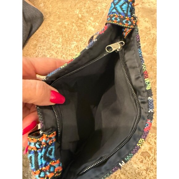 Handwoven Boho Crossbody Bag With Vibrant Geometric Embroidery & Fringed Bottom - Picture 5 of 5
